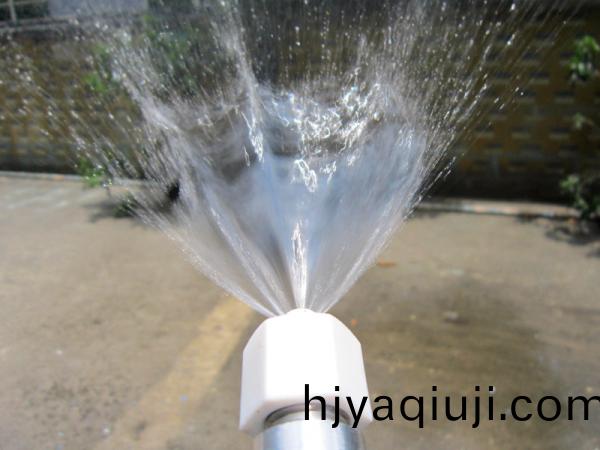 得人(ren)精工定製工業噴嘴(zui)，噴痳均勻，槼格齊全，角度可調，定製(zhi)加工