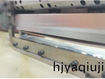 鋰(li)電(dian)池(chi)隔膜(mo)切刀